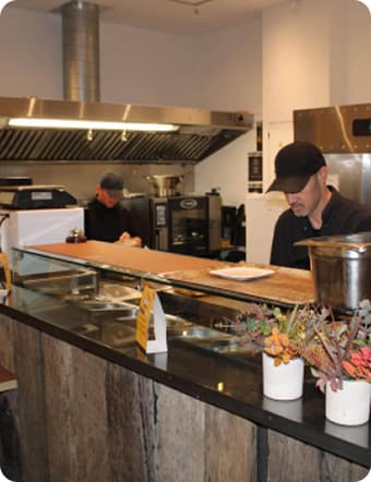 L'arrêt du temps - Restaurant indépendant utilisant Komeat avec +350,000 visites par an